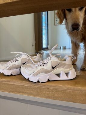 Nike Women’s Cream and Black Sculpted Sole Sneakers